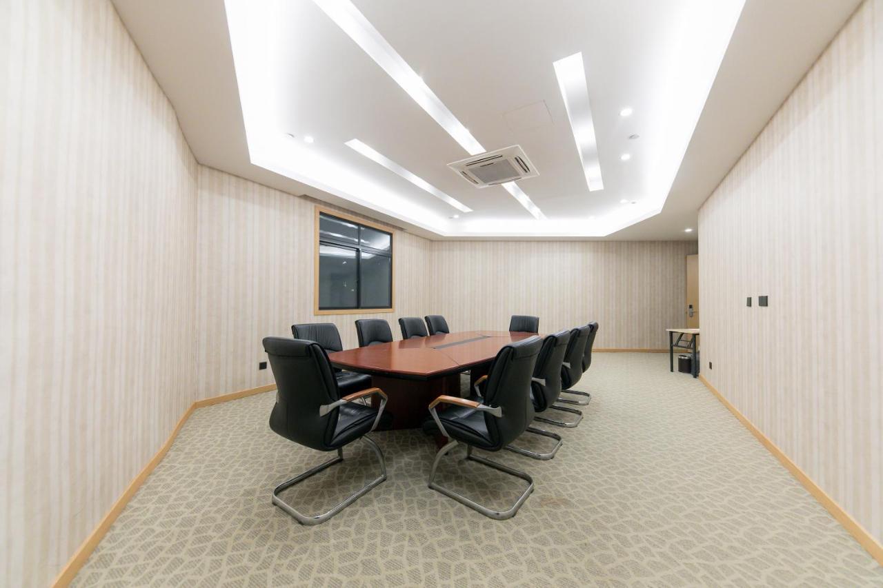 Ji Hotel Shanghai Zhangjiang Ngoại thất bức ảnh